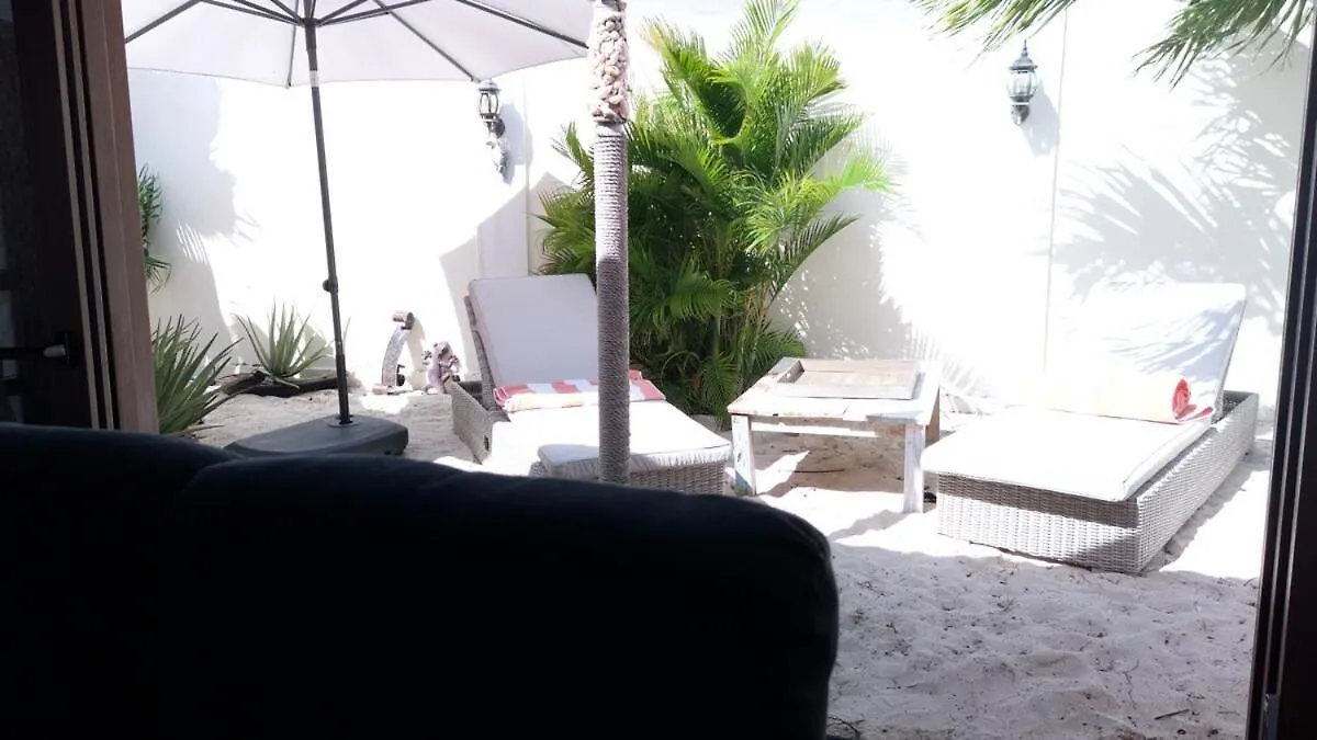 Earthy Island Casita 5 Min Drive Frm Mangel Halto Villa Savaneta Holiday home