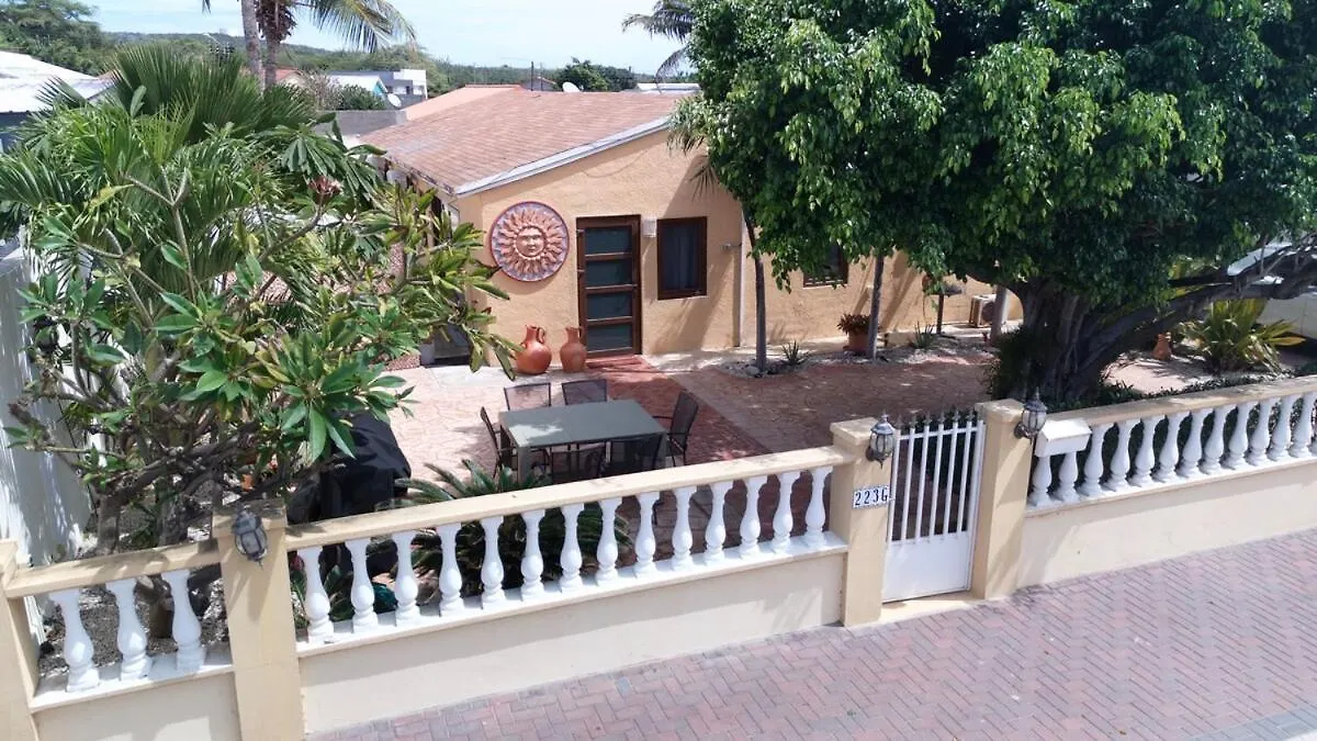 Earthy Island Casita 5 Min Drive Frm Mangel Halto Villa Savaneta